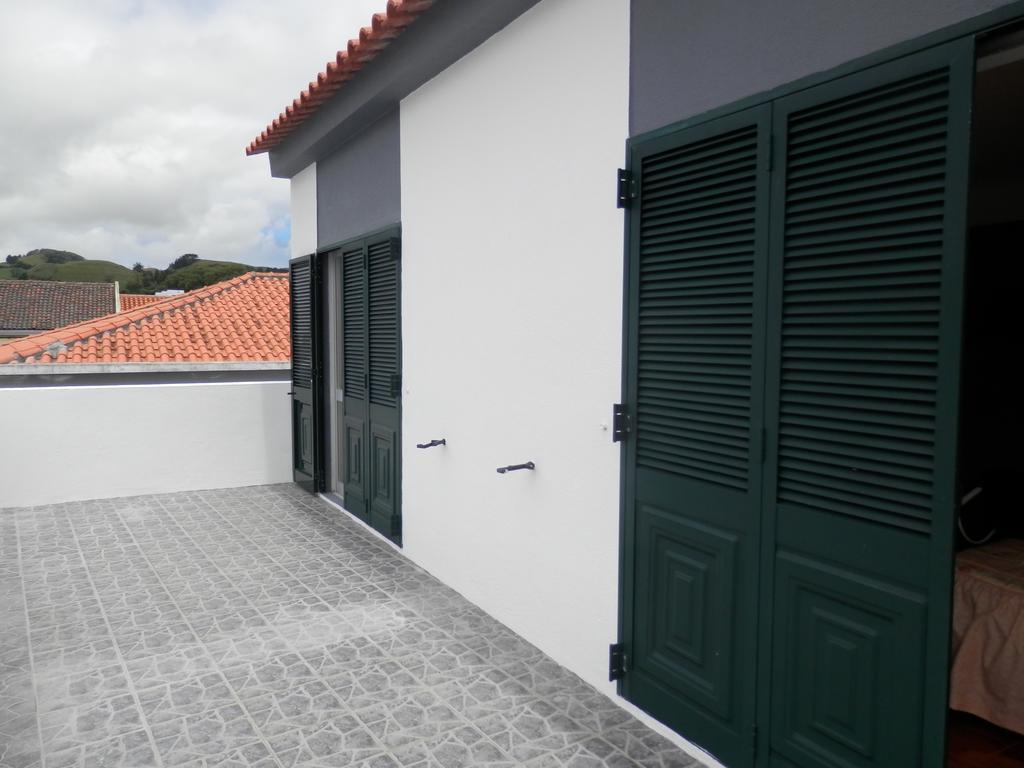 Al - Apartamento Bairros Novos 24 Ponta Delgada Værelse billede